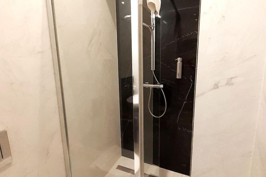 Luxury Apartment - Rakowicka 6 كراكوفيا المظهر الخارجي الصورة