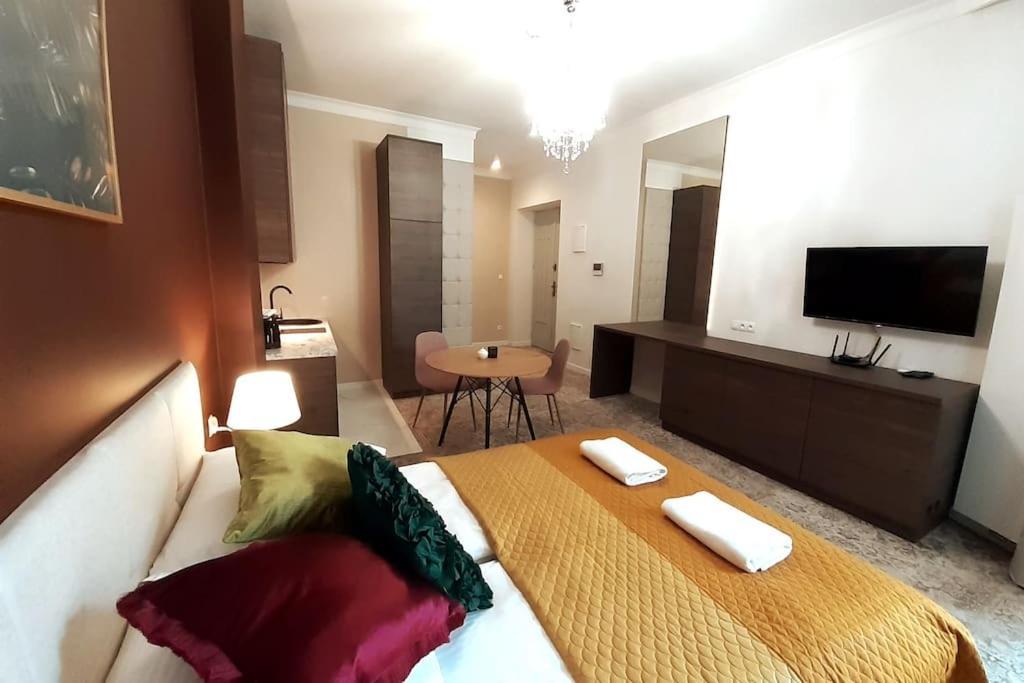 Luxury Apartment - Rakowicka 6 كراكوفيا المظهر الخارجي الصورة
